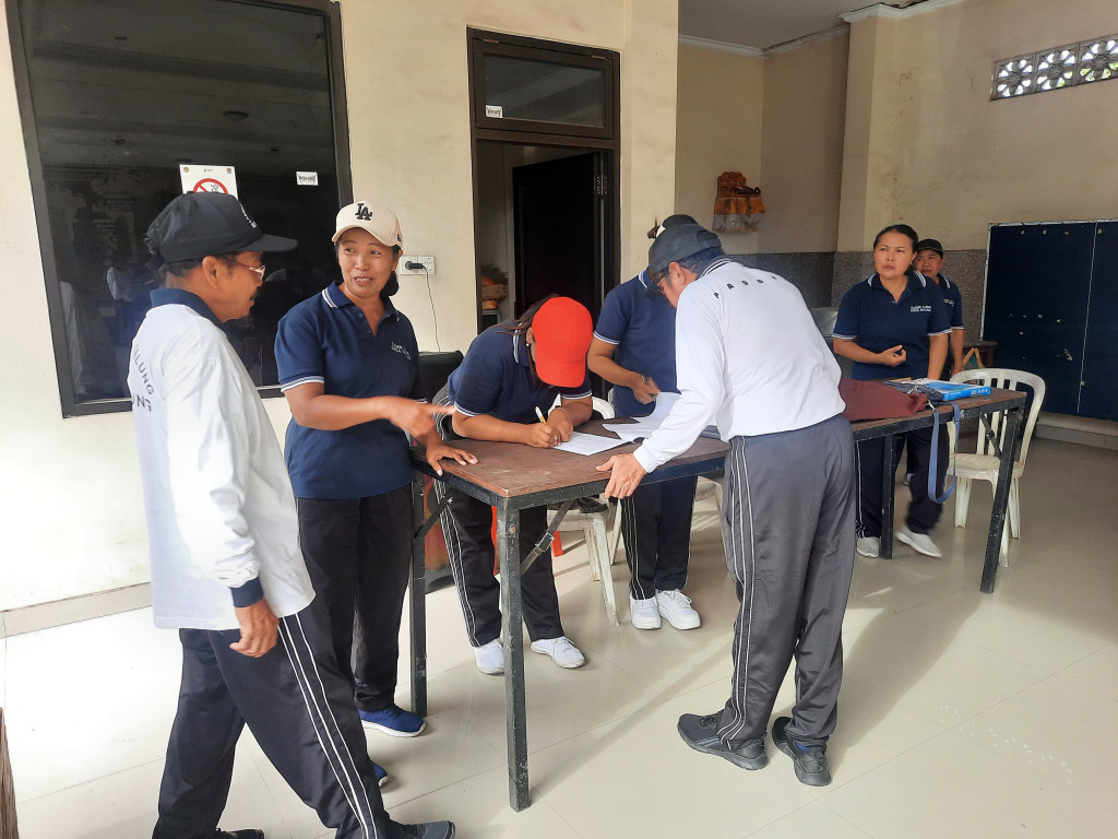 Motivasi Kuat Para Kader Posyandu Lansia Banjar Pegending Sebagai Garda Terdepan Berikan Pelayanan Terbaik Bagi Lansia